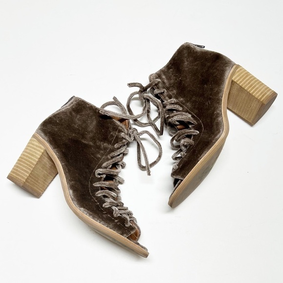Jeffrey Campbell Womens Y2K Tan Cors Open Toe Velvet Lace Up Bootie Size 7.5 - Picture 1 of 10
